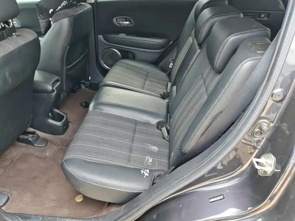 Vezel 2017 1.8L CVT 2WD Pioneer Edition — миниатюра 24