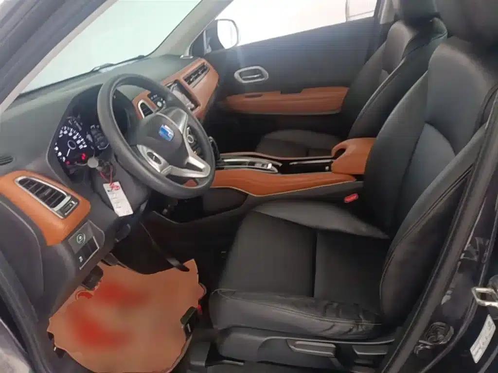 Vezel 2017 1.8L CVT 2WD Pioneer Edition — миниатюра 15