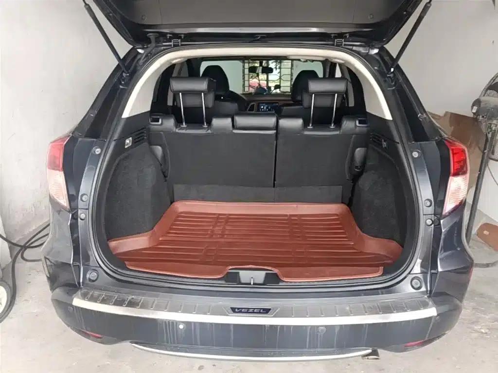 Vezel 2017 1.8L CVT 2WD Pioneer Edition — миниатюра 19