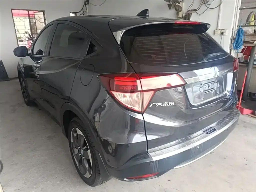 Vezel 2017 1.8L CVT 2WD Pioneer Edition — миниатюра 5