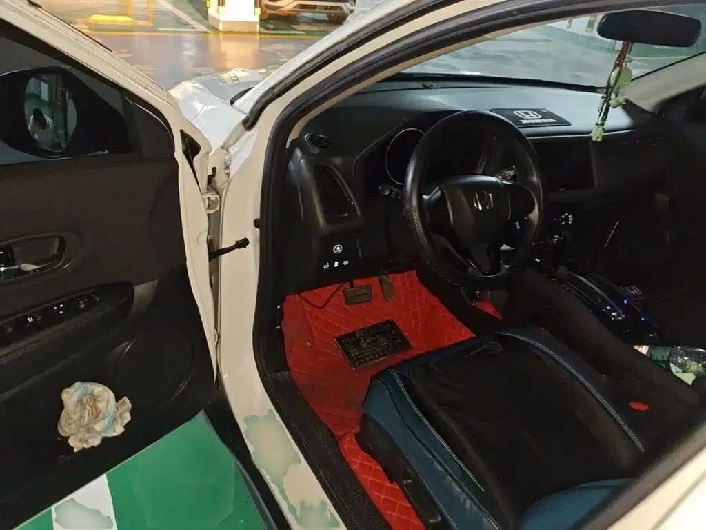 Vezel 2020 1.5L CVT Elite Edition — миниатюра 14