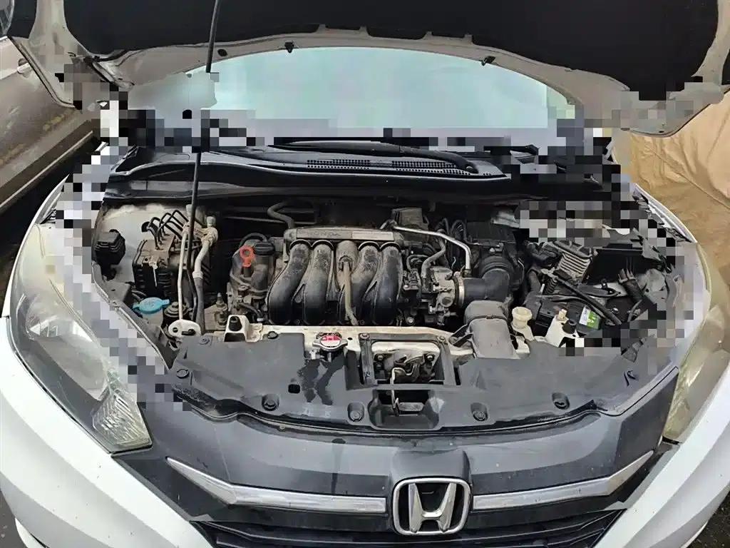 Vezel 2017 1.5L CVT 2WD Comfort Model — миниатюра 11