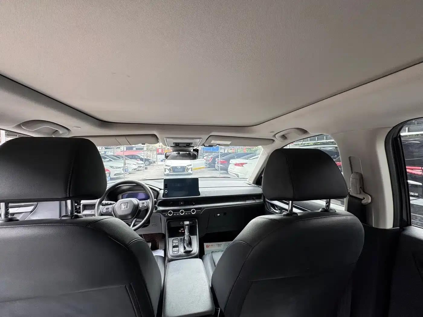 2023 Honda CR-V 240TURBO 2WD Luxury PRO 7-Seater — миниатюра 9
