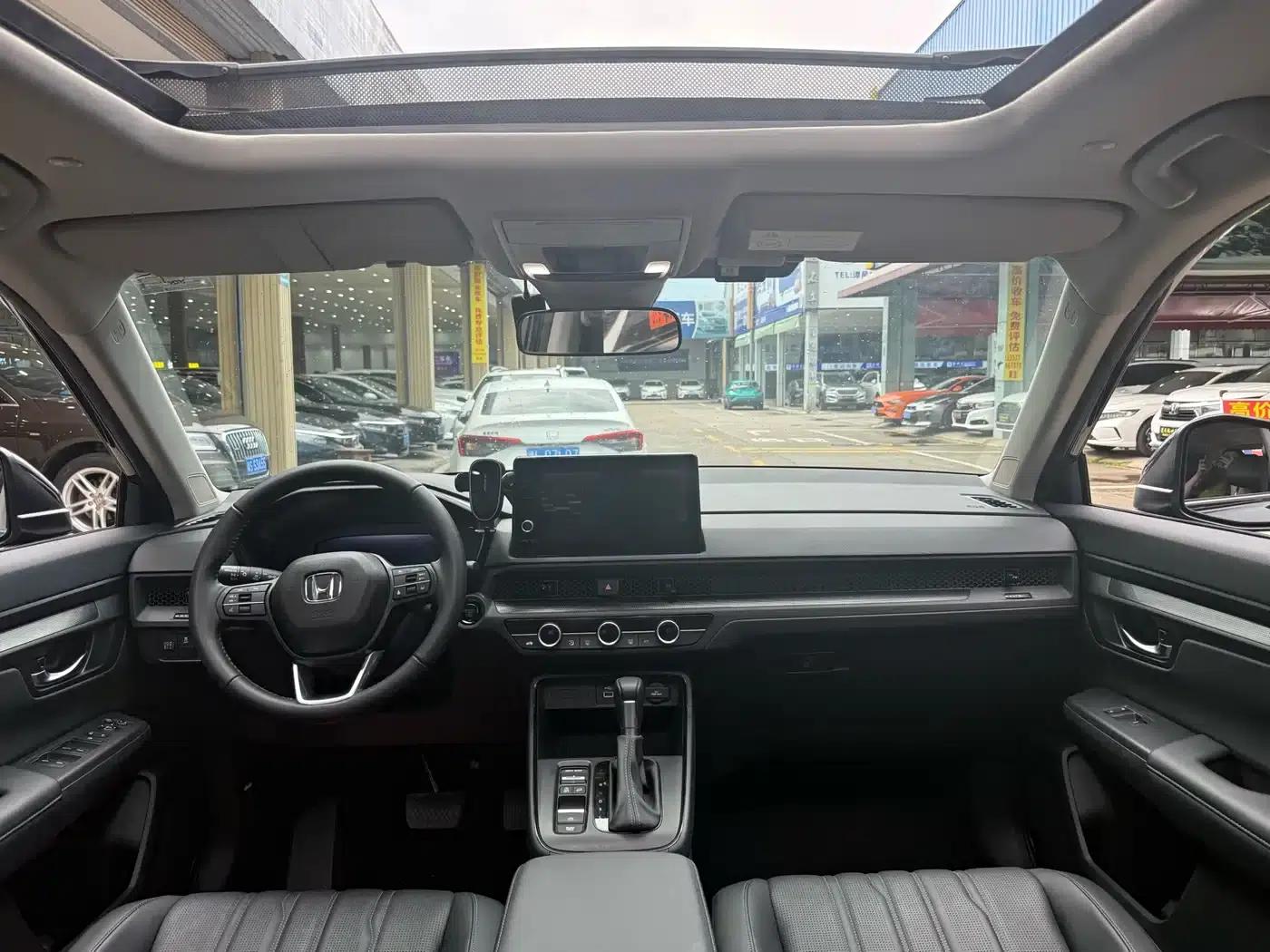 2023 Honda CR-V 240TURBO 2WD Luxury PRO 7-Seater — миниатюра 14
