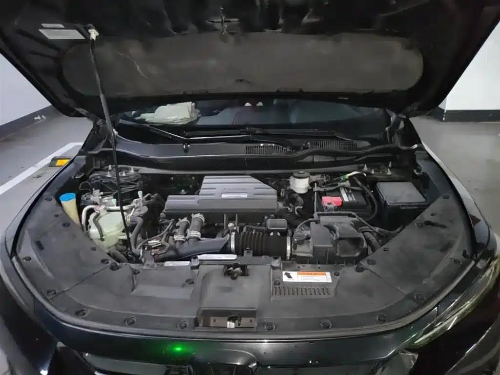 2020 Honda CR-V 240TURBO CVT 2WD Premium Edition — миниатюра 20