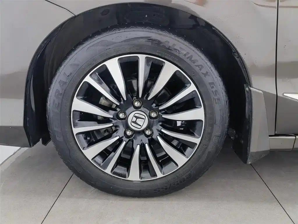 Honda Crider 2015 1.8L Manual Comfort Edition — миниатюра 17