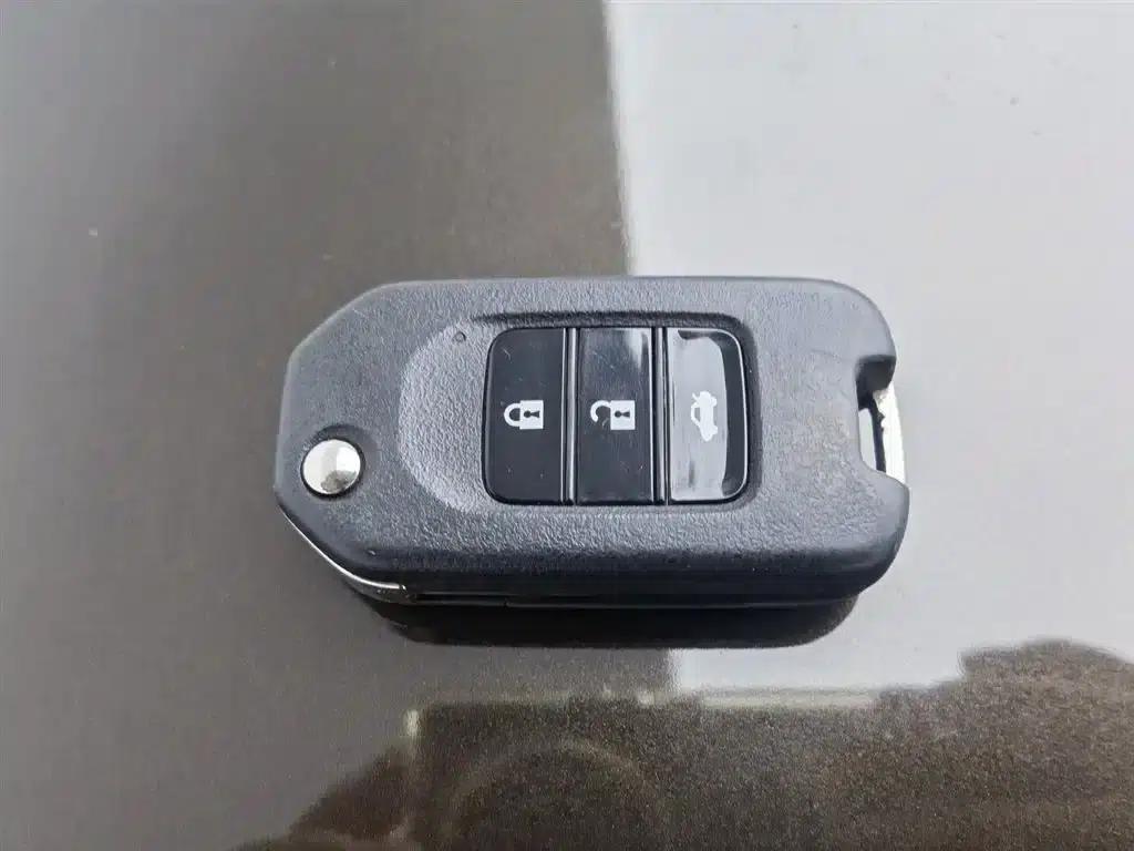 Honda Crider 2015 1.8L Manual Comfort Edition — миниатюра 19