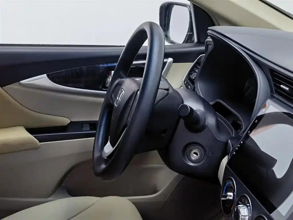 Honda Crider 2015 1.8L Manual Comfort Edition — миниатюра 22