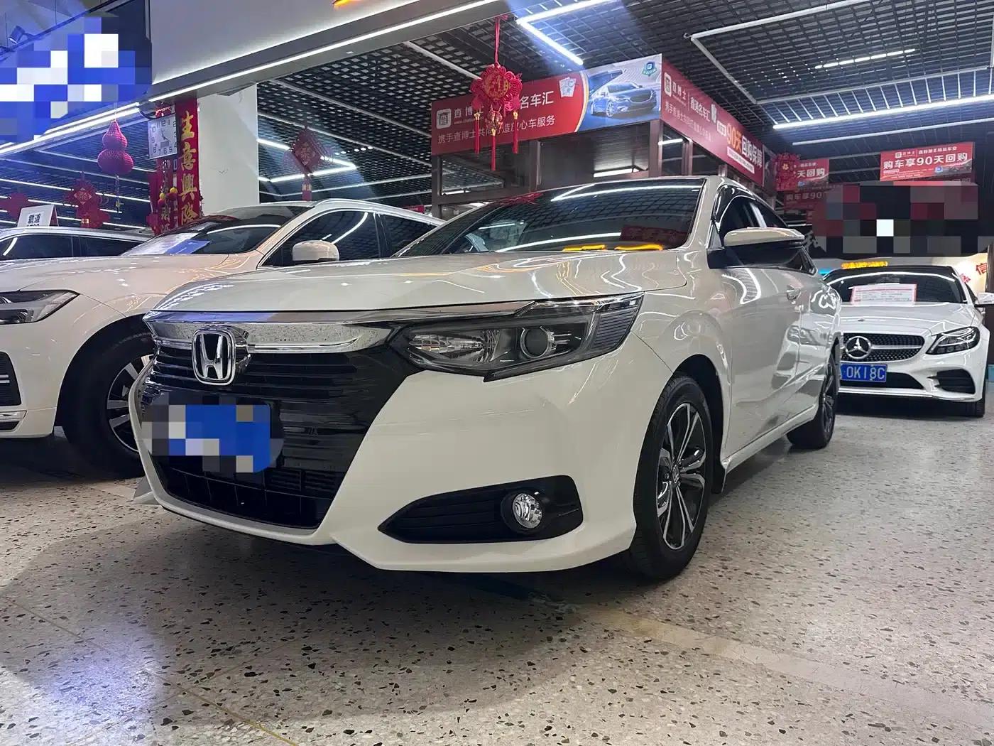 2022 Honda Crider 180Turbo CVT Luxury Edition — миниатюра 1