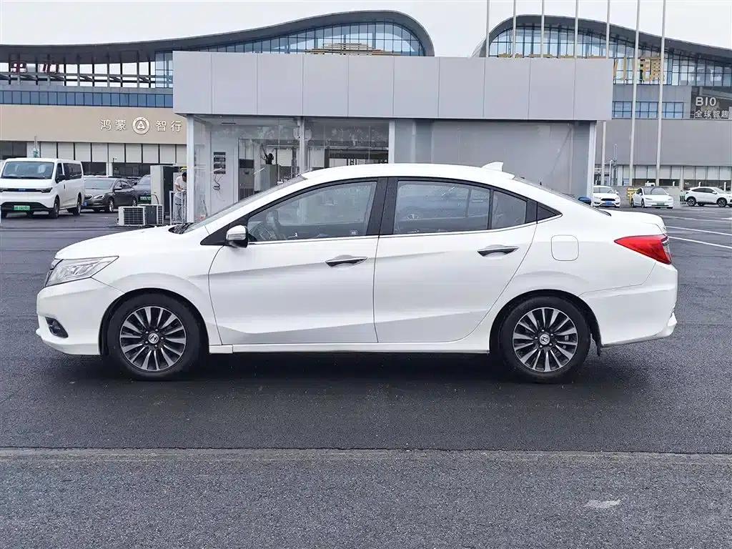 Honda Crider 2013 1.8L Automatic Comfort Edition — миниатюра 2