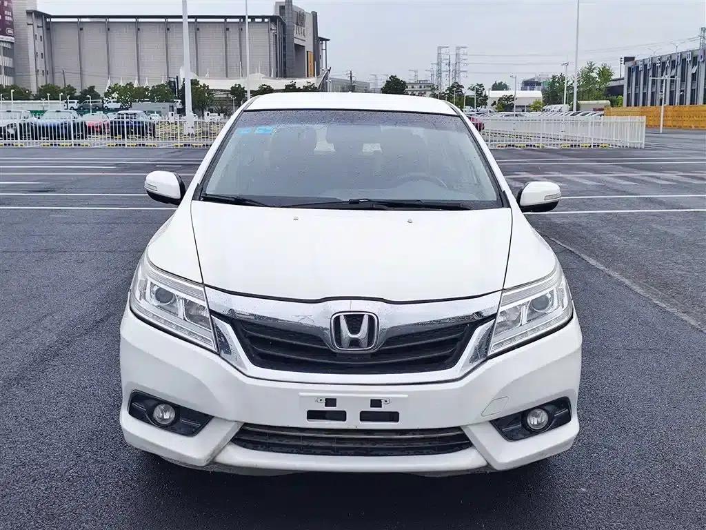 Honda Crider 2013 1.8L Automatic Comfort Edition — миниатюра 3