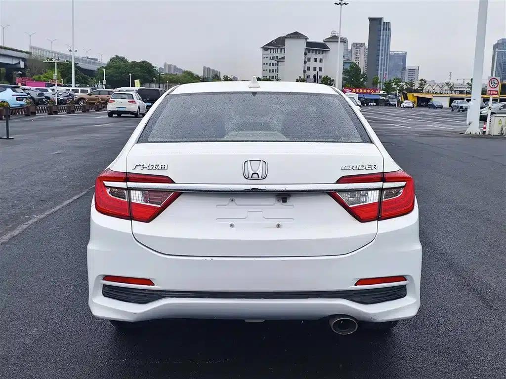 Honda Crider 2013 1.8L Automatic Comfort Edition — миниатюра 5