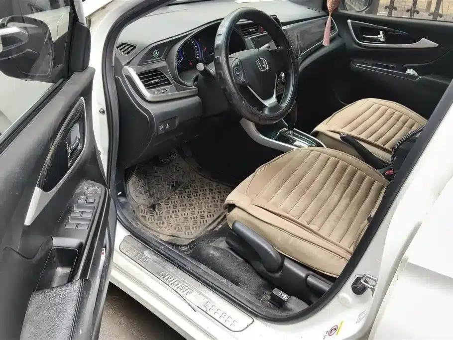 Honda Crider 2015 1.8L Automatic Deluxe Edition — миниатюра 9
