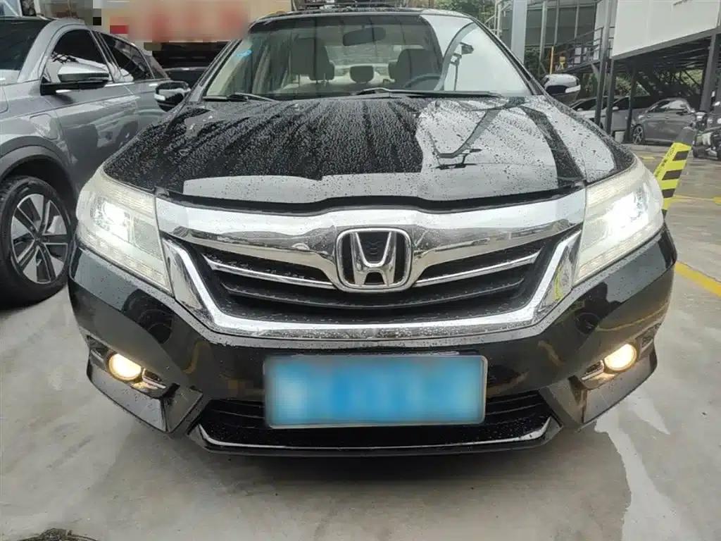Honda Crider 2015 1.8L Automatic Comfort Edition — миниатюра 3