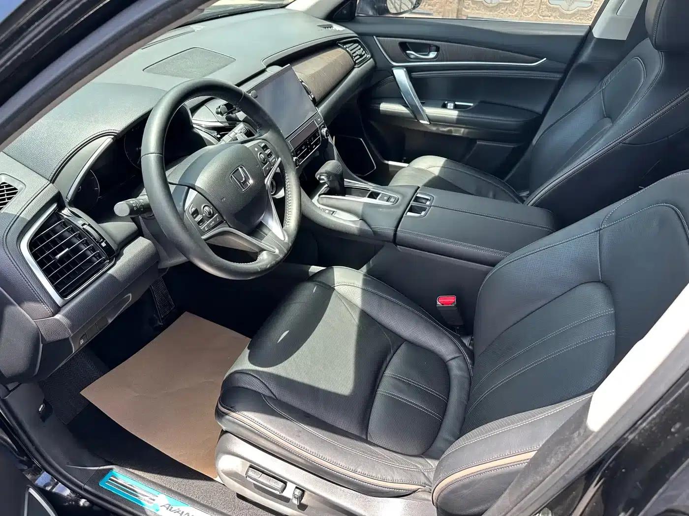 2020 Honda Avancier 240TURBO 2WD Comfort Edition — миниатюра 3