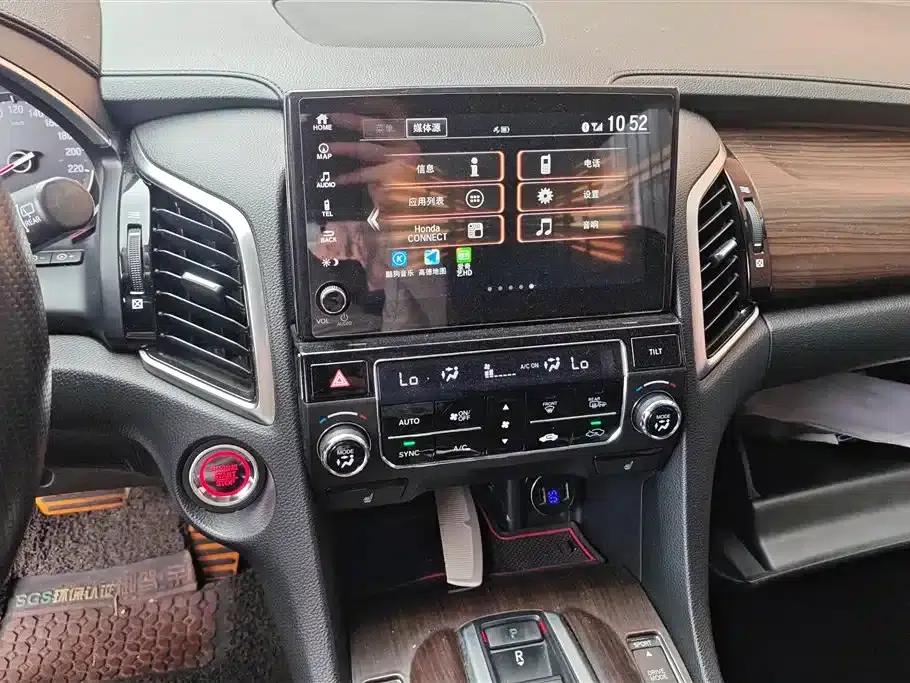 2017 Honda Avancier 370TURBO 4WD Premium Edition — миниатюра 13