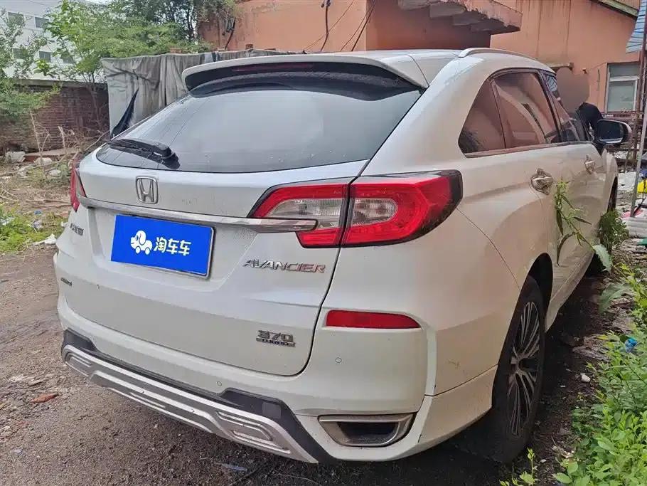 2017 Honda Avancier 370TURBO 4WD Premium Edition — миниатюра 3