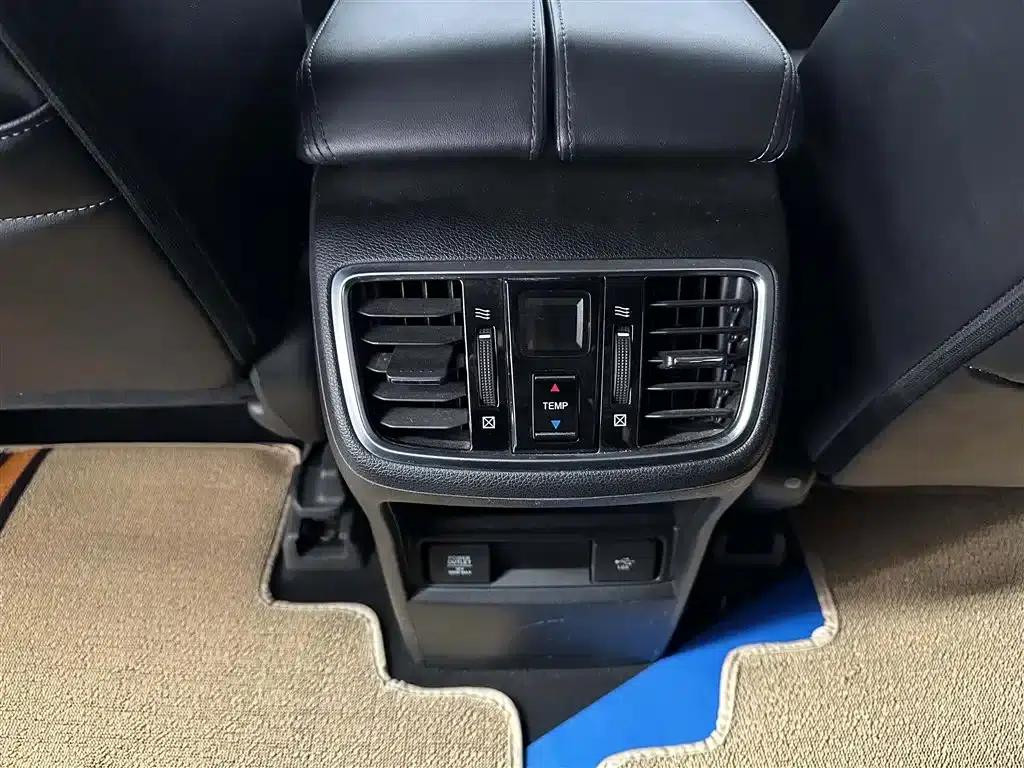 2019 Honda Avancier 240TURBO 2WD Luxury Edition — миниатюра 12