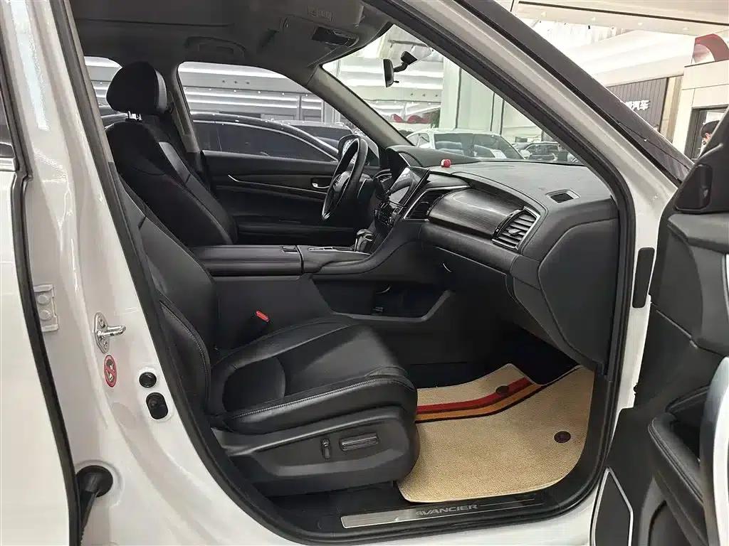 2019 Honda Avancier 240TURBO 2WD Luxury Edition — миниатюра 16