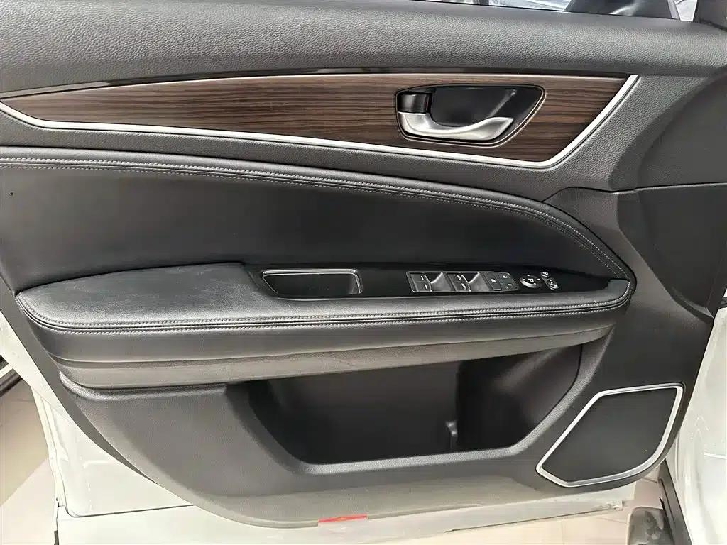 2019 Honda Avancier 240TURBO 2WD Luxury Edition — миниатюра 6