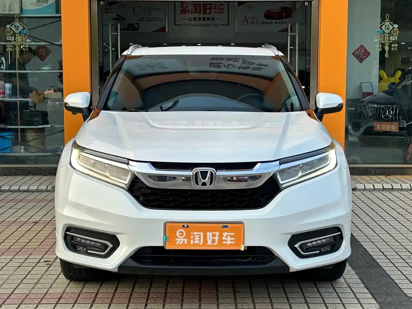 2017 Honda Avancier 240TURBO 2WD Premium Edition — миниатюра 2