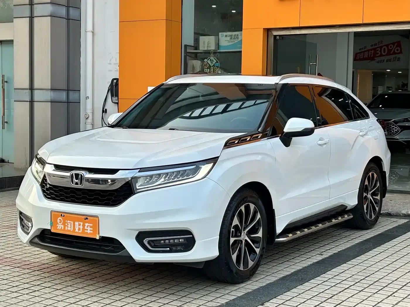 2017 Honda Avancier 240TURBO 2WD Premium Edition — миниатюра 4