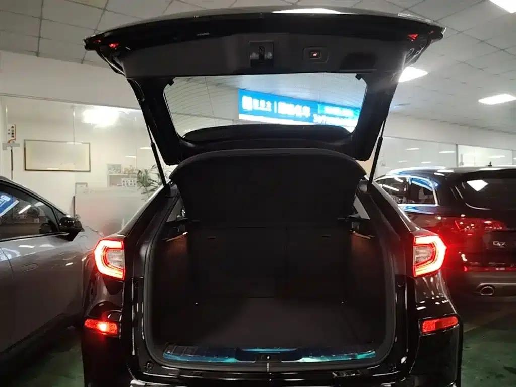 2017 Honda Avancier 240TURBO 2WD Premium Edition — миниатюра 19