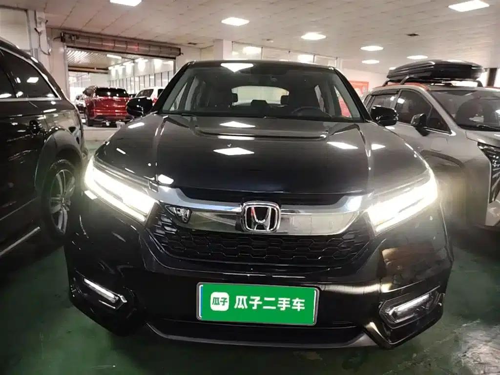 2017 Honda Avancier 240TURBO 2WD Premium Edition — миниатюра 3