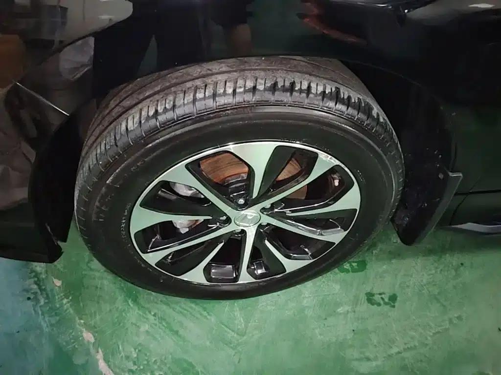 2017 Honda Avancier 240TURBO 2WD Premium Edition — миниатюра 23