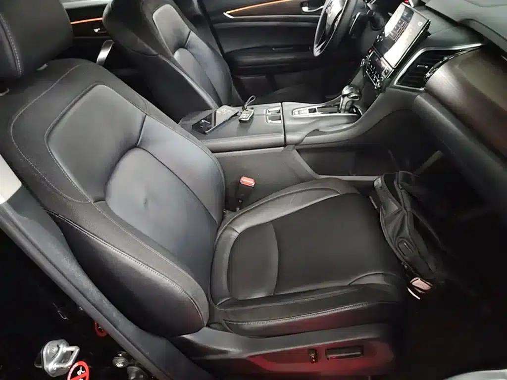 2017 Honda Avancier 240TURBO 2WD Premium Edition — миниатюра 25
