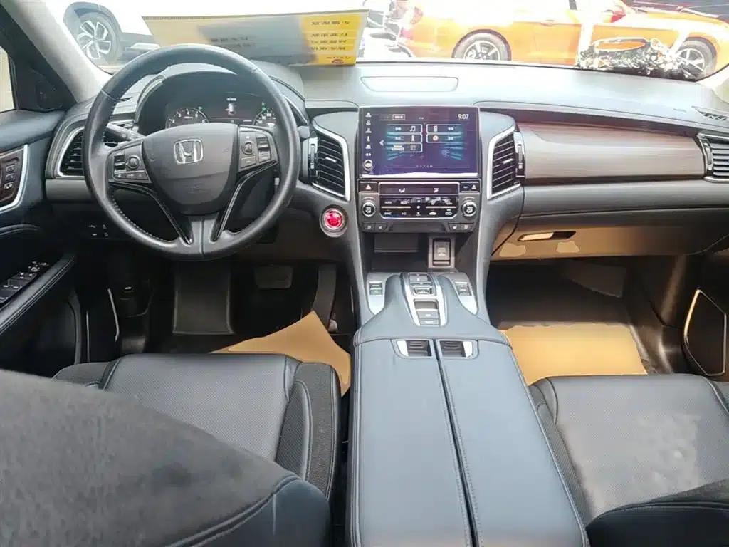 2017 Honda Avancier 370TURBO 4WD Premium Edition — миниатюра 10