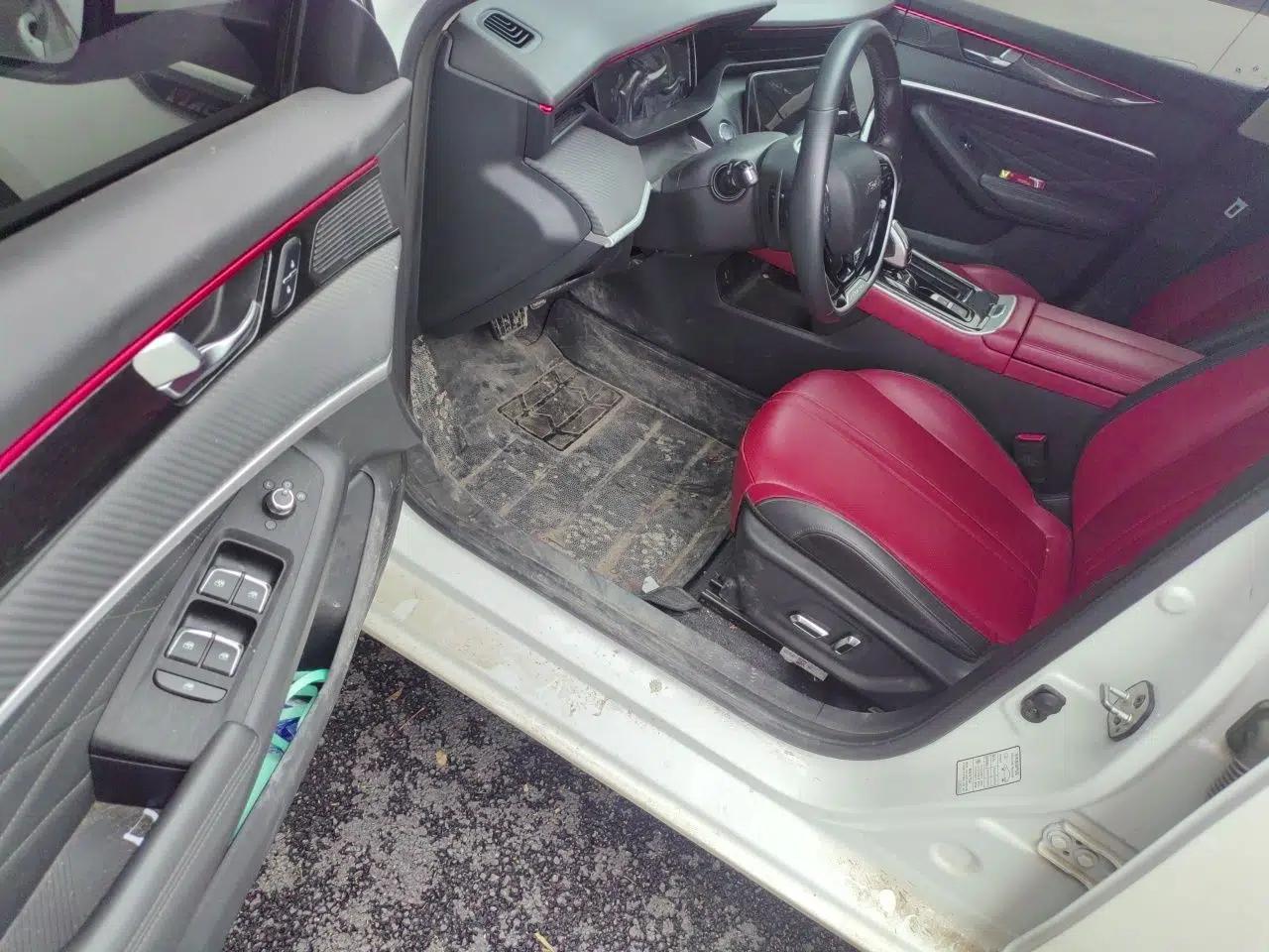 Dongfeng Aeolus Yixuan MAX 2021 1.5T Ultra-Stylish Trendsetter Edition — миниатюра 17