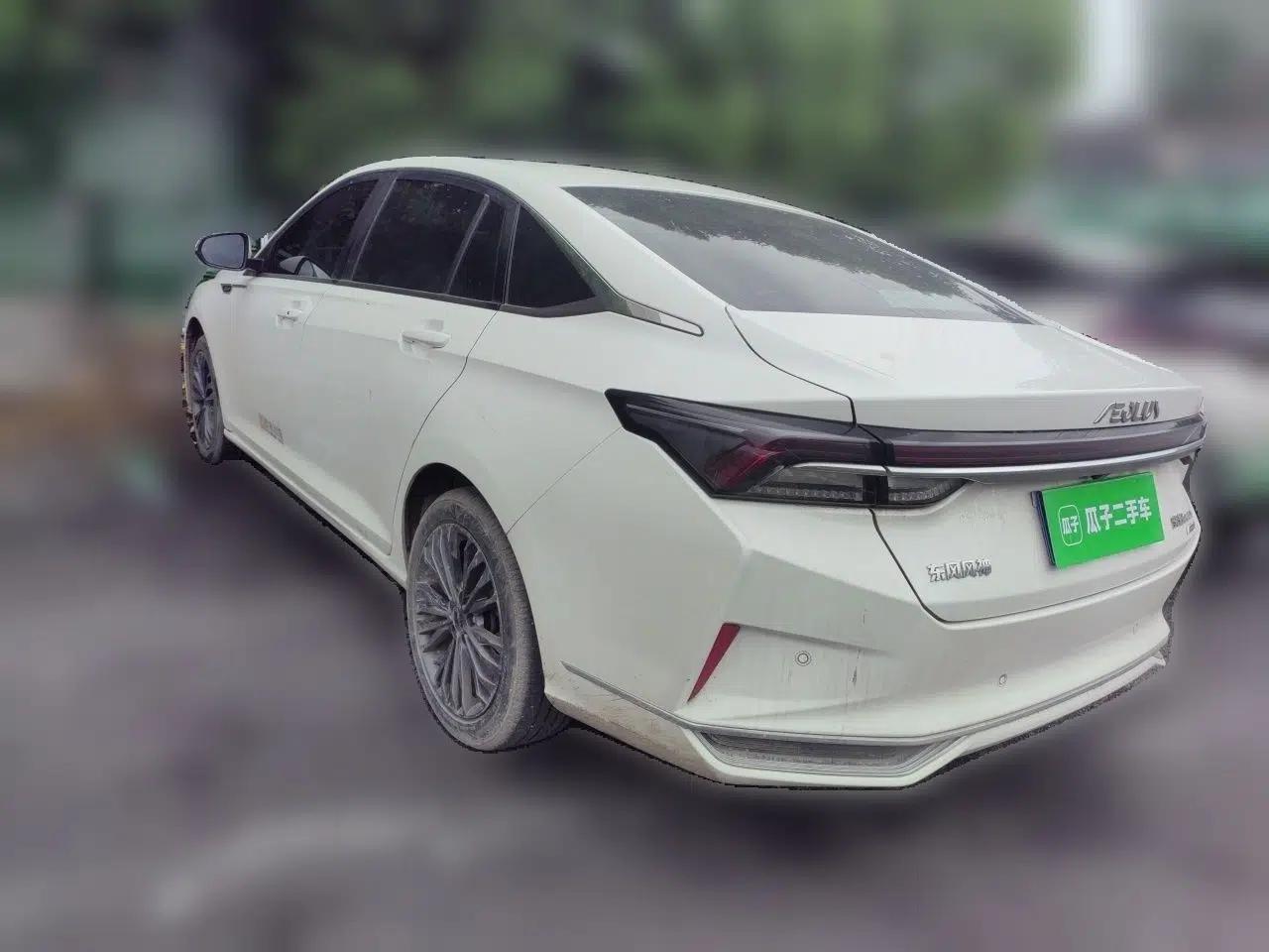 Dongfeng Aeolus Yixuan MAX 2021 1.5T Ultra-Stylish Trendsetter Edition — миниатюра 4