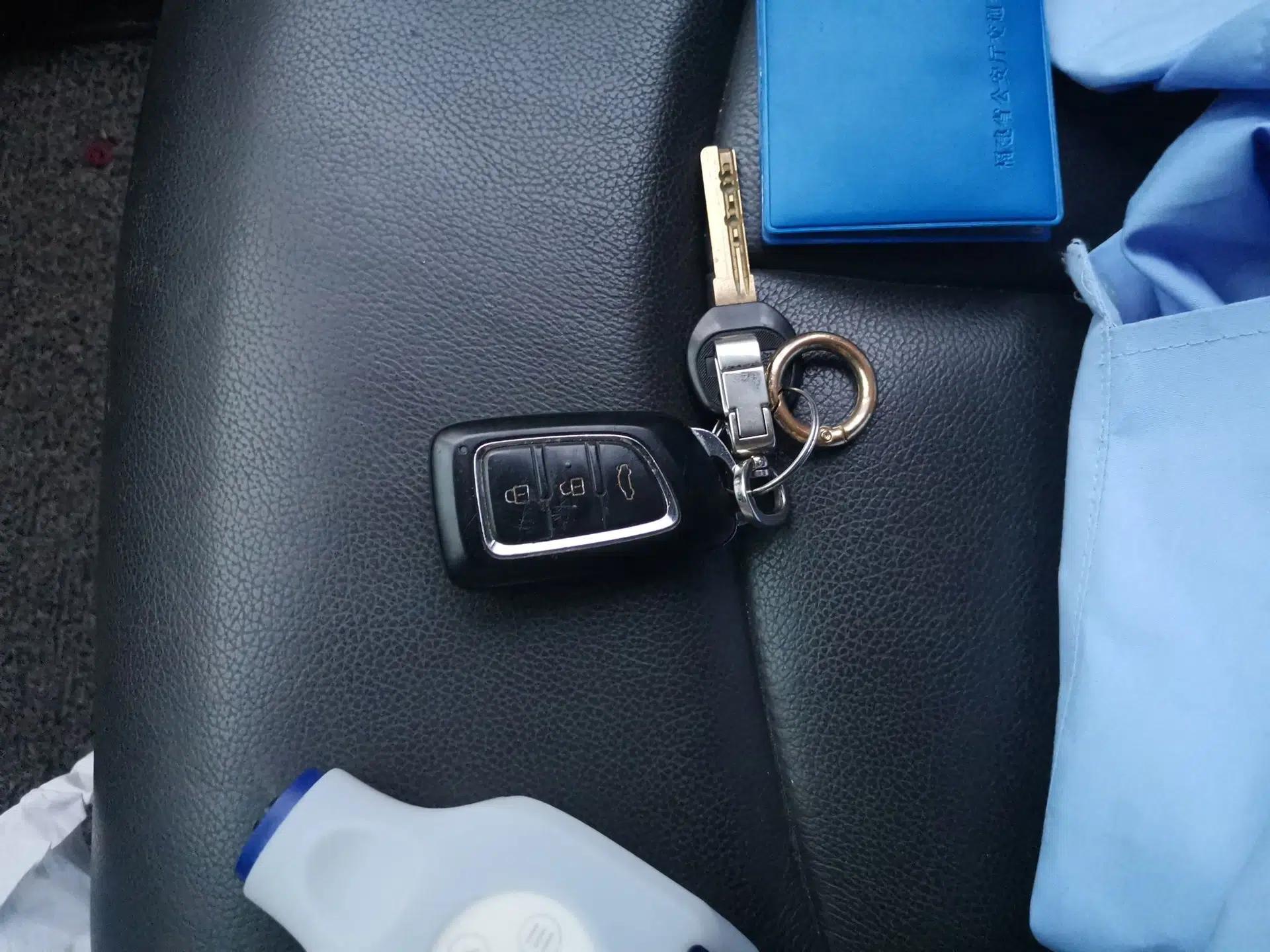 Dongfeng Aeolus AX7 2015 2.3L Automatic ZhiZun Version — миниатюра 9