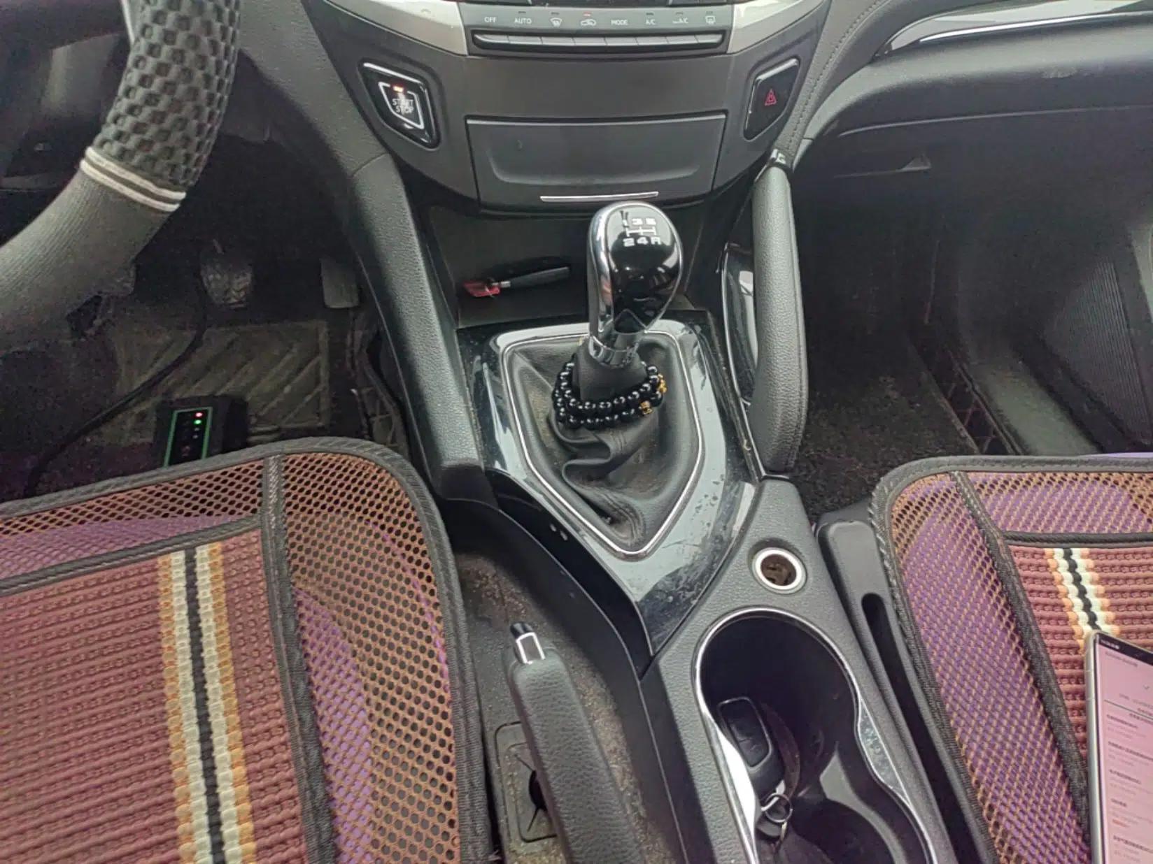Dongfeng Aeolus AX7 2019 Classic 230T Manual Luxury Model China VI Standard — миниатюра 17