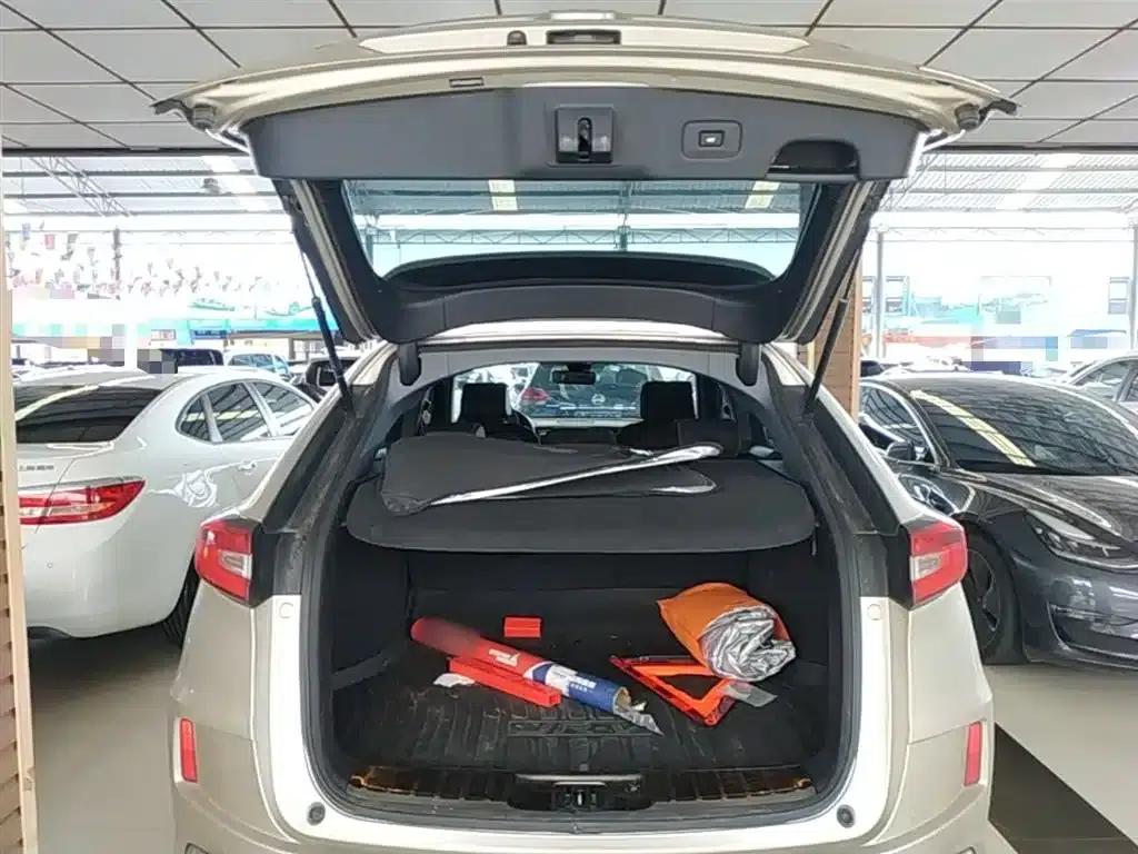 Honda UR-V 2017 240TURBO 2WD Luxury Edition (China V Emission Standard) — миниатюра 19