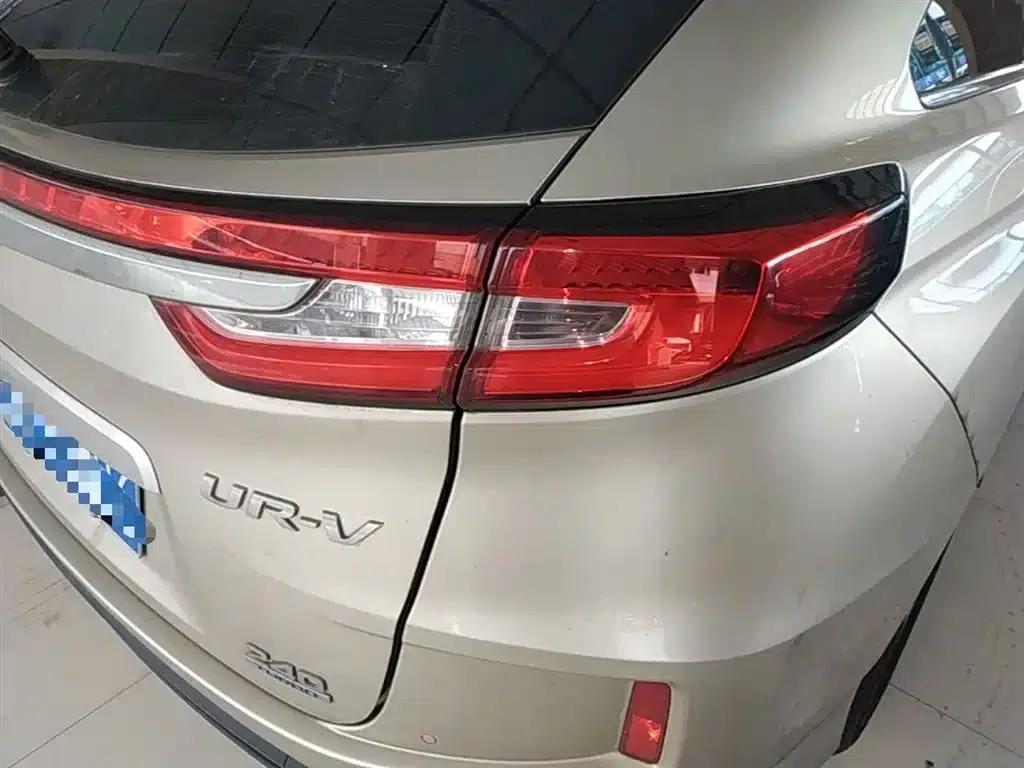 Honda UR-V 2017 240TURBO 2WD Luxury Edition (China V Emission Standard) — миниатюра 8