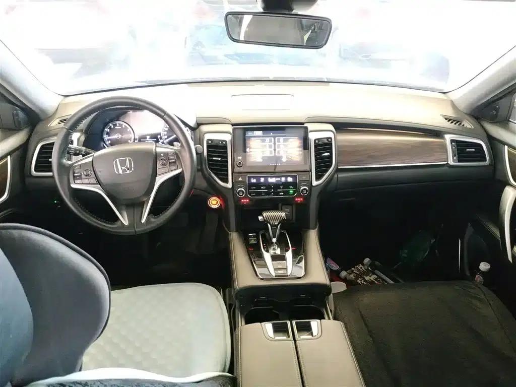 Honda UR-V 2017 240TURBO 2WD Luxury Edition (China V Emission Standard) — миниатюра 10
