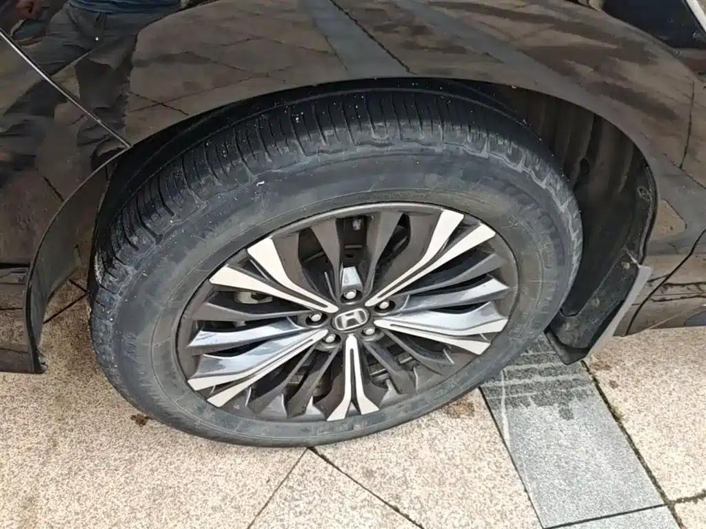Honda UR-V 2020 370TURBO 2WD Premium Edition — миниатюра 23