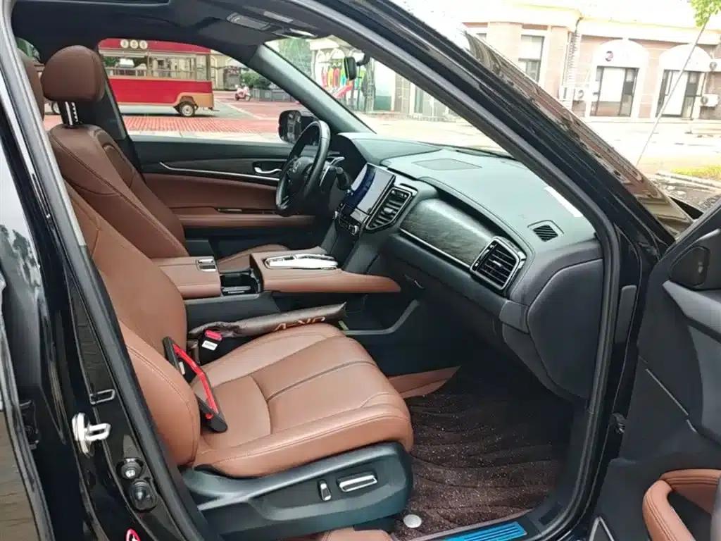Honda UR-V 2020 370TURBO 2WD Premium Edition — миниатюра 25