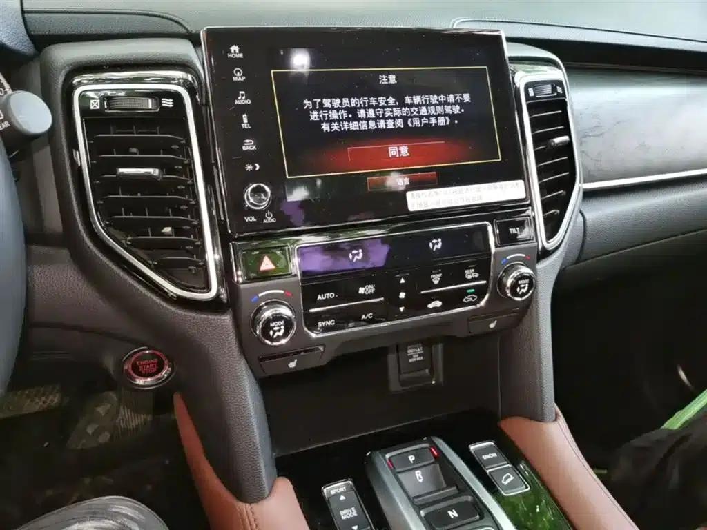 Honda UR-V 2020 370TURBO 2WD Premium Edition — миниатюра 13