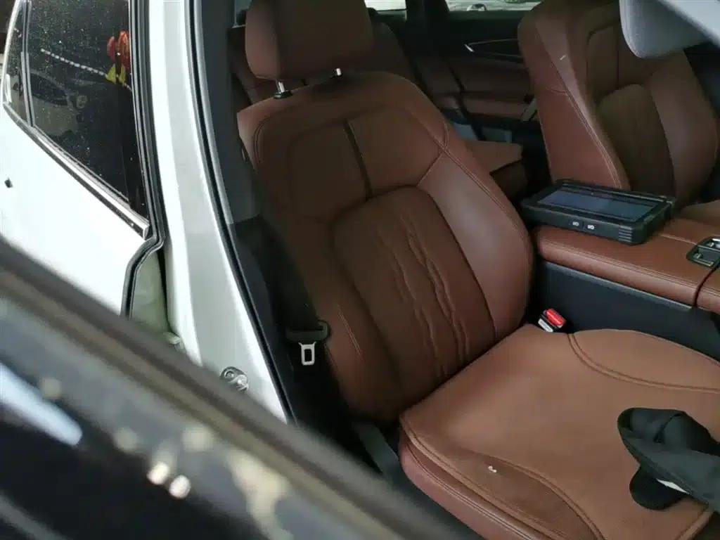 Honda UR-V 2020 370TURBO 2WD Premium Edition — миниатюра 25