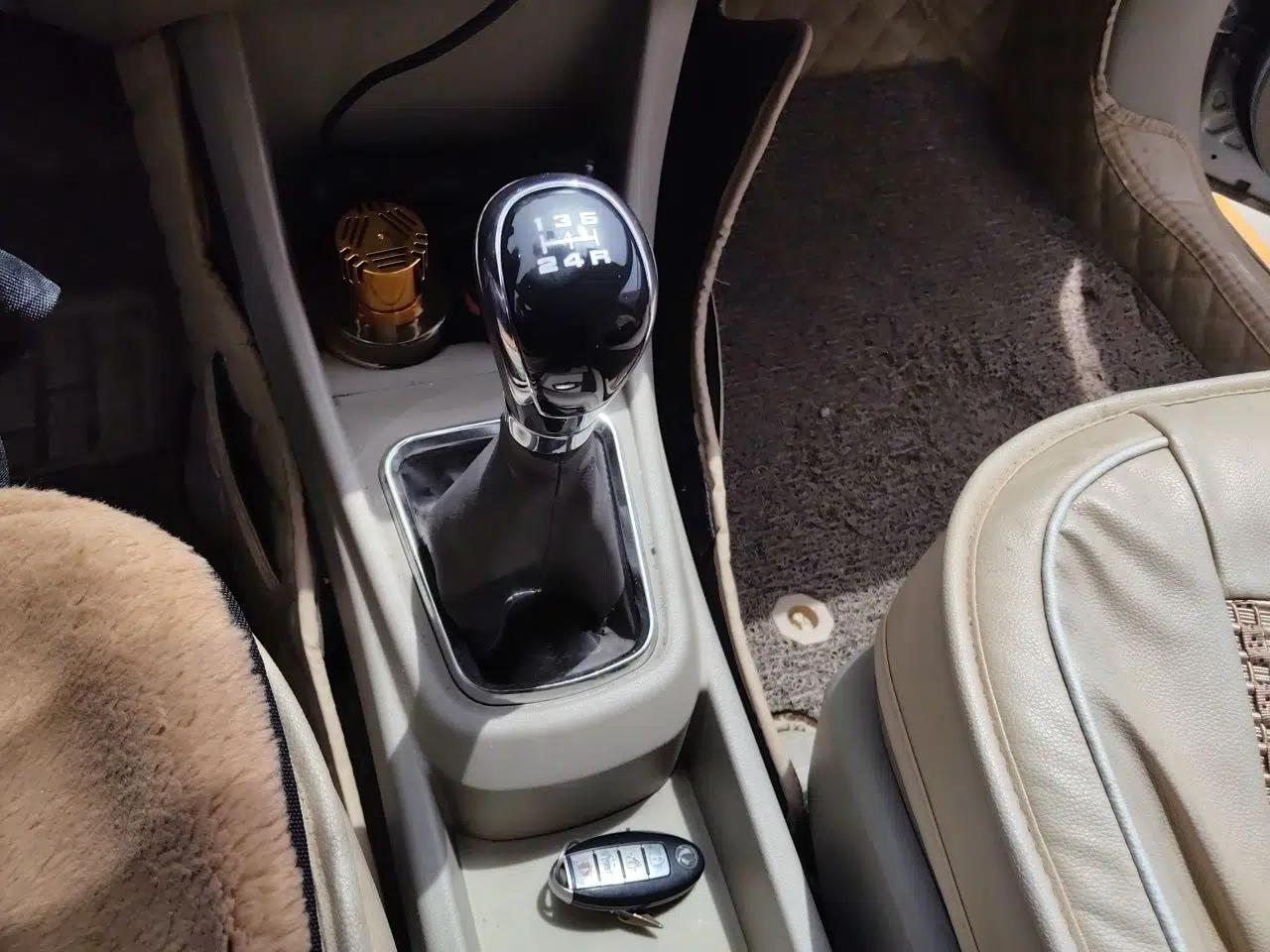 Dongfeng Aeolus A60 2014 1.6L Manual Luxury Model — миниатюра 15