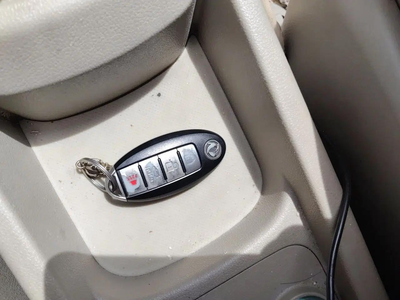 Dongfeng Aeolus A60 2014 1.6L Manual Luxury Model — миниатюра 9