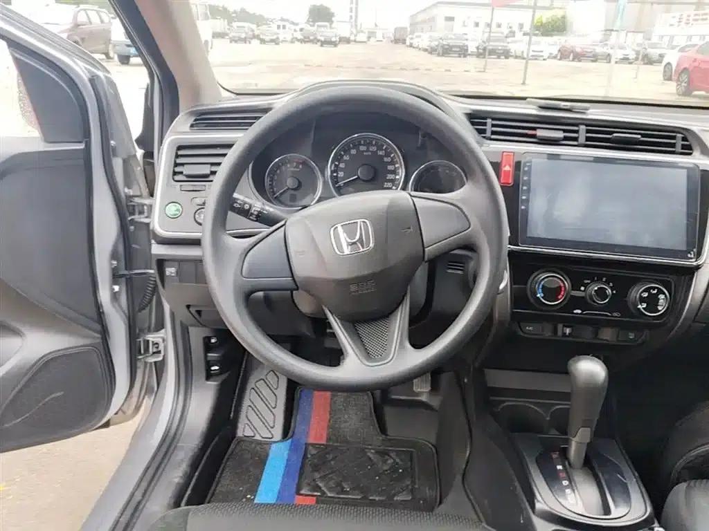 Honda City 2018 1.5L CVT Sport Edition — миниатюра 11