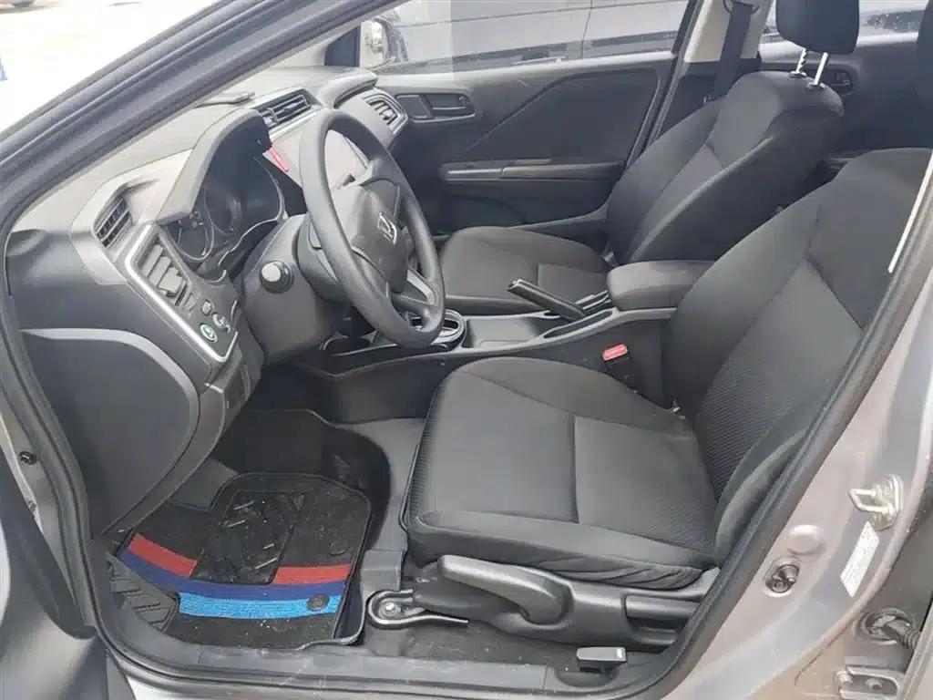 Honda City 2018 1.5L CVT Sport Edition — миниатюра 15