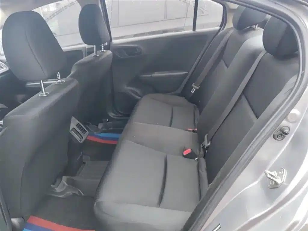 Honda City 2018 1.5L CVT Sport Edition — миниатюра 17