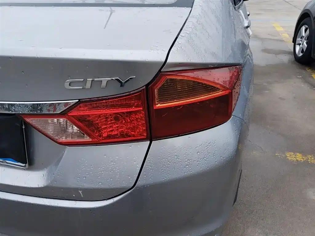 Honda City 2018 1.5L CVT Sport Edition — миниатюра 8
