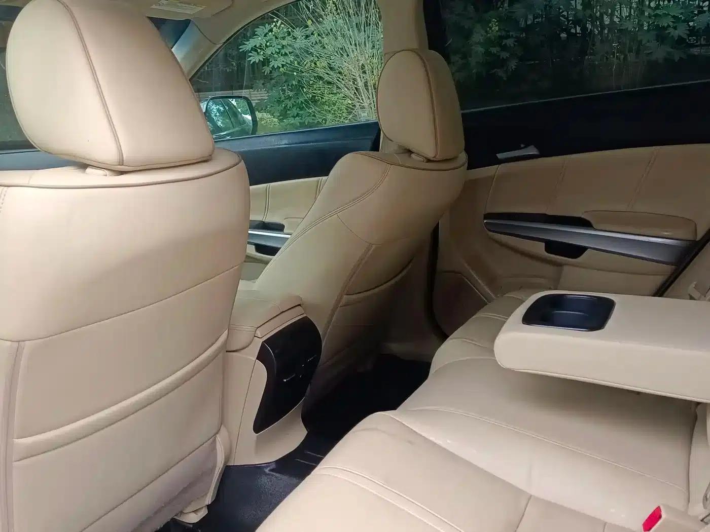 Crosstour 2012 2.4L Luxury Edition — миниатюра 4