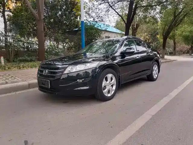 Crosstour 2012 2.4L Luxury Edition